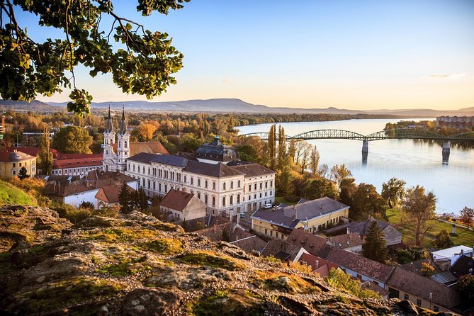 Private Danube Bend Experience with a comfortable air conditioned car - Stop 2: Visegrád Castle area (Visegradi Fellegvar) and royal power