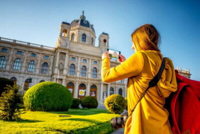 Private day trip: Budapest > Bratislava & Vienna, in English - Budapest pickup: the shortcut that makes the day feel lighter