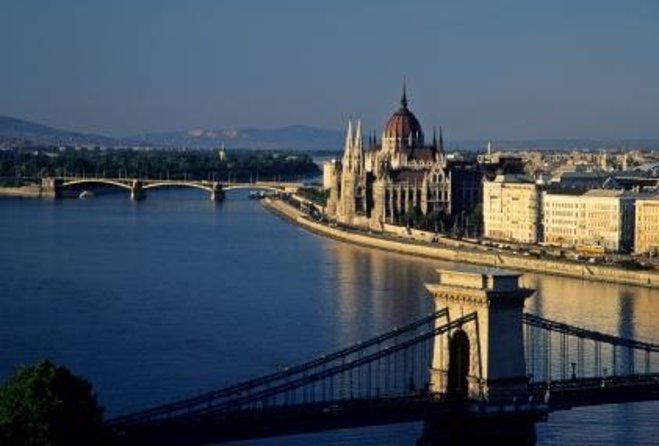 Private or SmallGroup Budapest Danube Bend Tour Lunch and Cruise - How This Danube Bend Tour Fits a Real Budapest Vacation
