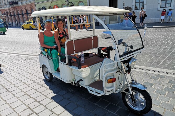 Private Sightseeing Tour using Electric Tuk Tuk Ride in Budapest - Thermal baths on the ride: Gellért and Rudas exterior views