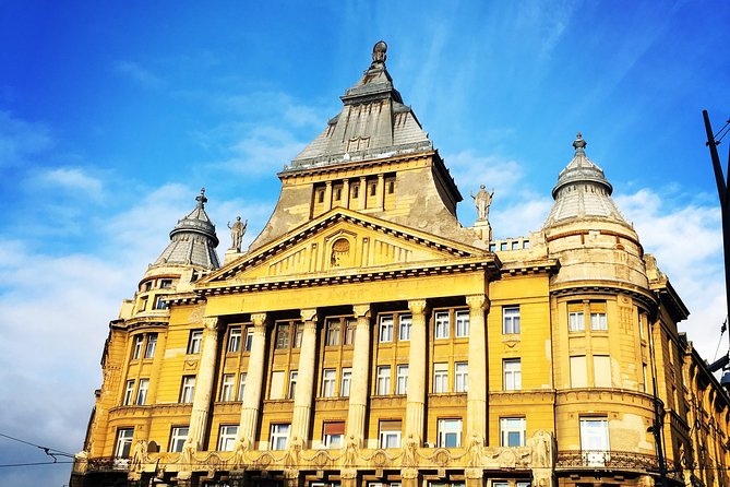 Private Tour Around Budapest - Price and Value: What $295.01 Per Group Really Means