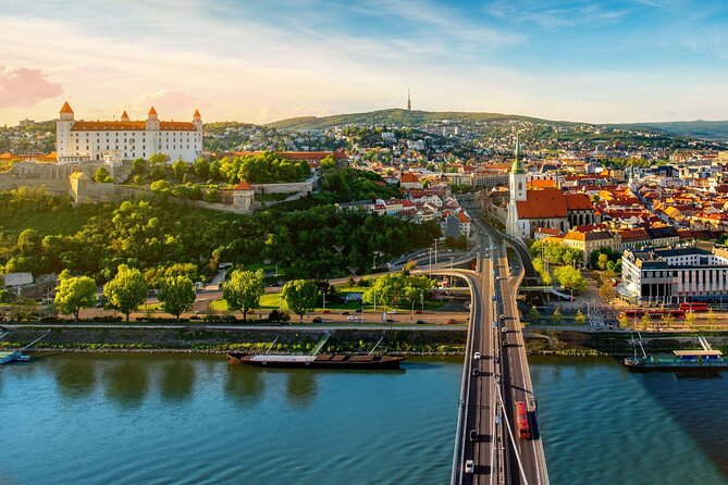 Private Tour from Budapest to Prague Sightseeing - How the walking blocks feel in real time