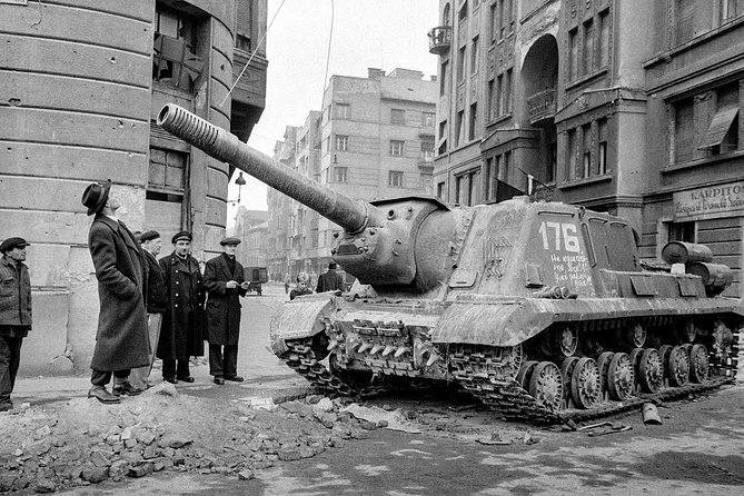 Rise Against the Soviet: The 1956 Revolution - Private Tour - Stop 3: Bem Square and Bambi Eszpresszó—student protests and the culture of resistance