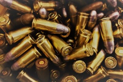 Shooting package 70 - Safety first: how staff teach you without prior experience