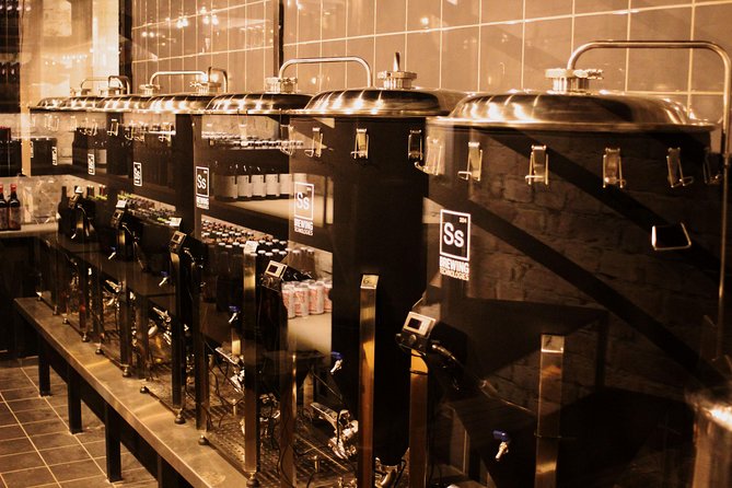 SÖR - The Ultimate Budapest Craft Beer Tour - Meeting At Sissi Statue: Starting Smooth in District 7