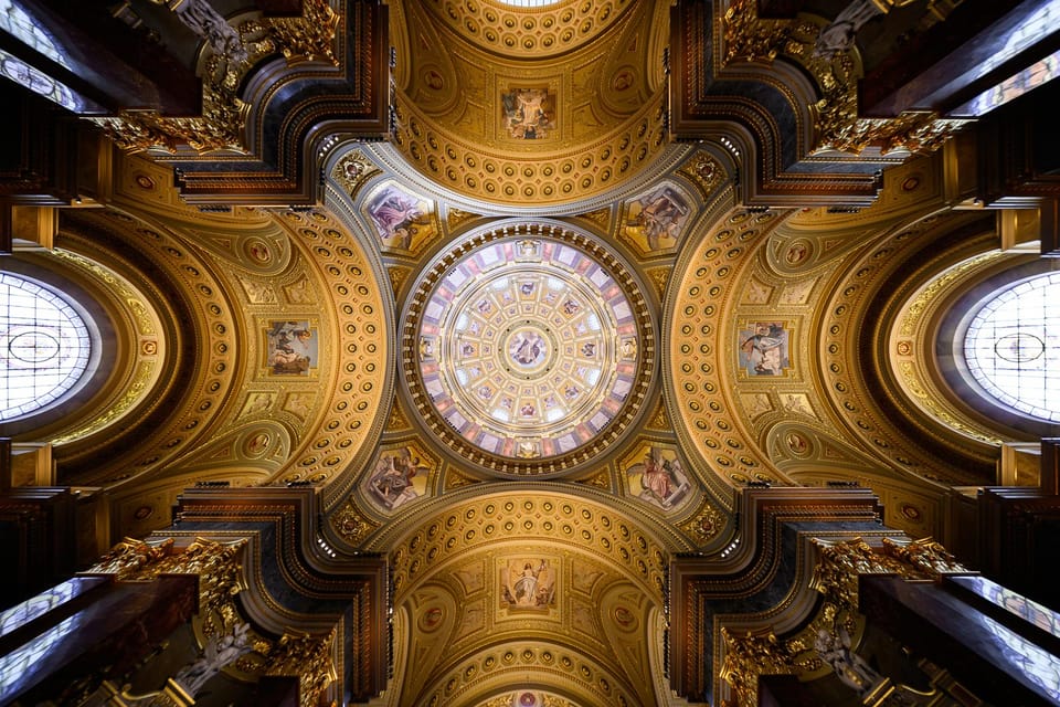 St. Stephen's Basilica: VIP Concert & After Hours Dome Visit - The concert in St. Stephen’s: first-row seats and the 70-minute program