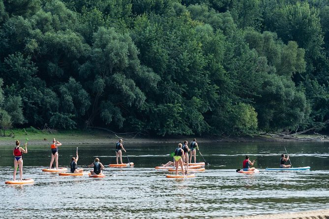 SUP Budapest: Sunset tour - Safety and river reality: life jackets, leashes, and why footwear matters