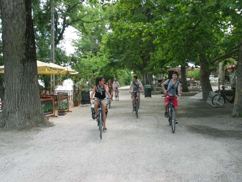 Szentendre Bike & Train Tour by Budapest Bike Breeze - The lángos lunch stop: local food, but with a guide’s shortcut