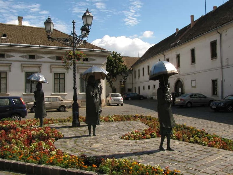 Szentendre Bike & Train Tour by Budapest Bike Breeze - Returning by boat: why the cruise is the smart finish