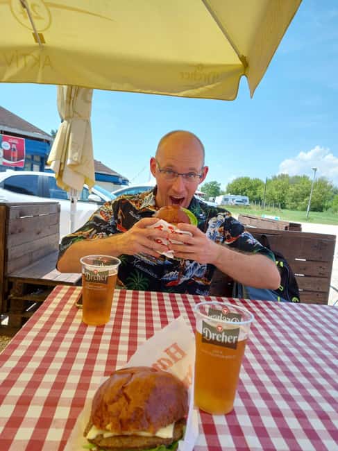 Szentendre by Bike: Self Guided Bike Rental Package! - Flat tire and repair kit: know your role before you pedal