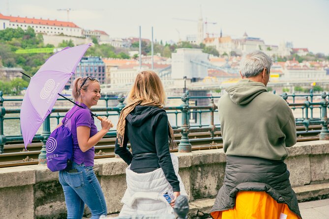 Walking Tour Budapest incl. the Shoes on the Danube Bank - Little Princess Statue: A Quicker Stop With a Real Story